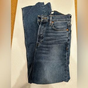 Re/done button fly true indigo jeans! Size 26